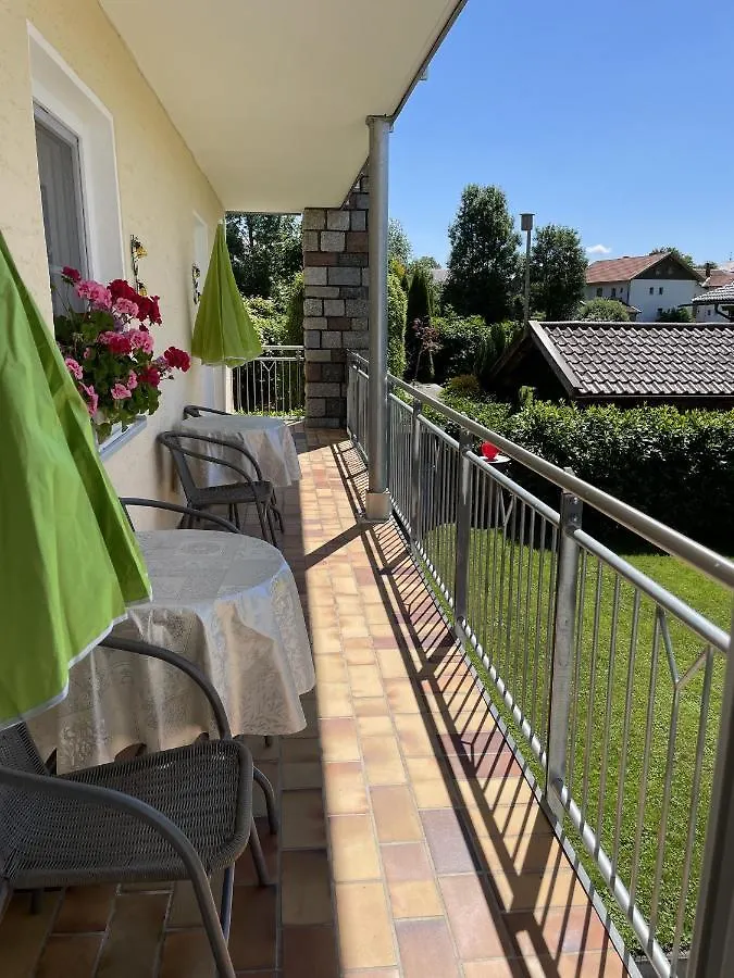 Haus Beate, Fewo Im Bienenparadies Kirchberg 0*,